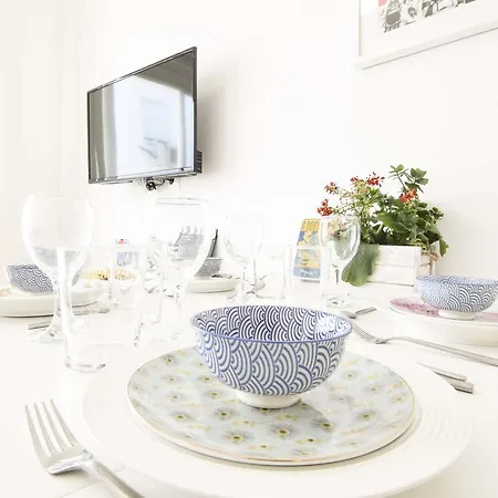 Letmalaga Victoria Apartment